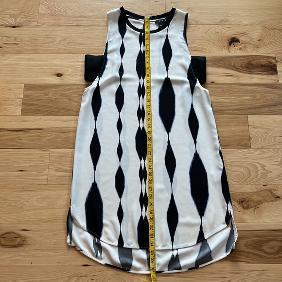 Trouvé Cutout Dress | Medium - Picture 3 of 8